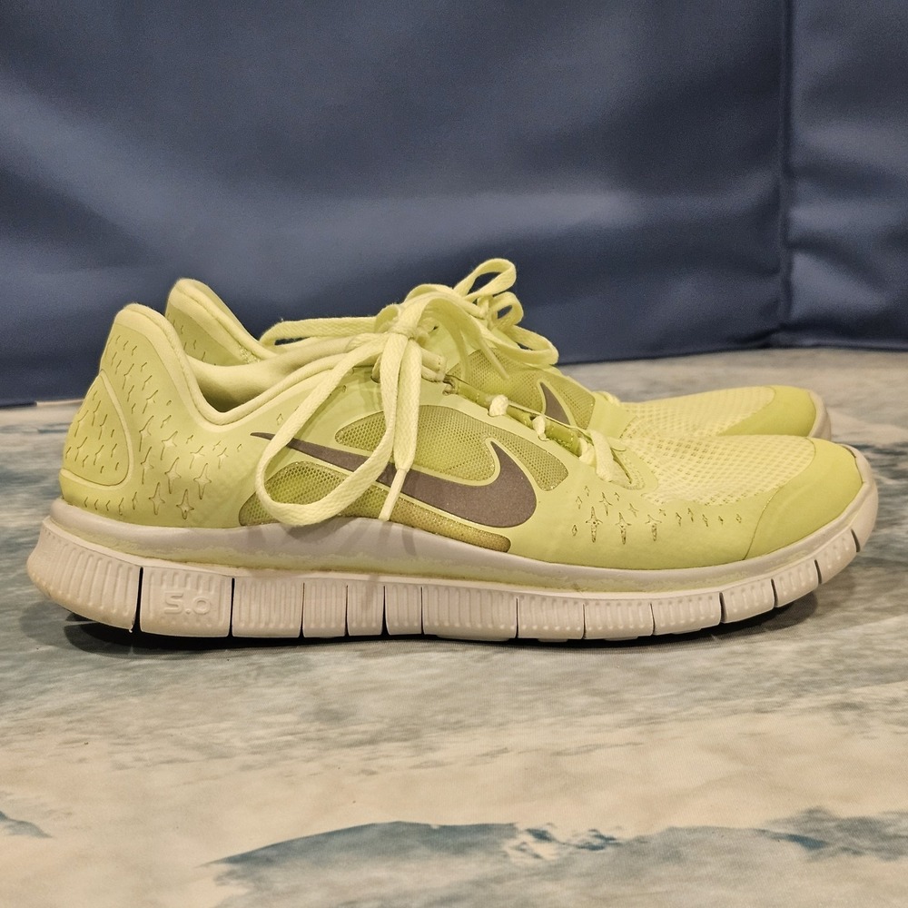 Nike Free 5.0 Women's Size 10 Running Shoes Yellow Lightweight Athletic Sneakers